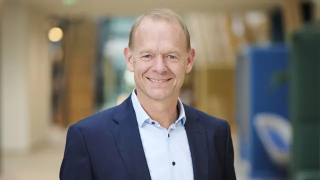 Dr. Peter von Wartenberg, CFO