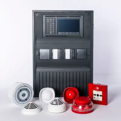 Bosch Brandmelderzentrale mit Brandmeldern