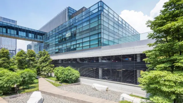 Brandmeldezentralen für Bürogebäude