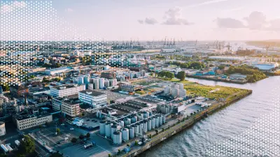 Industriegebäude mit Vernetzungslinien