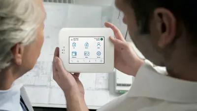 Melder und Sensoren für Überfallmeldesysteme