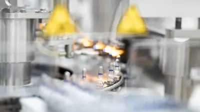 ID cards are the key medium for building use, and can also lock rolling storage cabinets