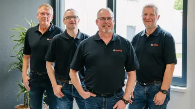 Gruppenfoto des Drohnenservice Teams