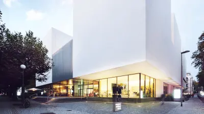 Sunny exterior view Museum Reinhard Ernst