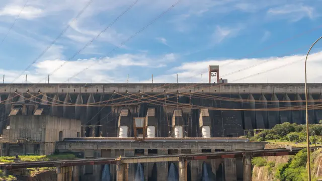 Hydropowerplant in Brazil, safeguarded against intruders with integrated security solution