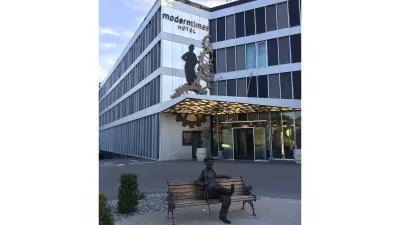 Modern Times Hotel outside