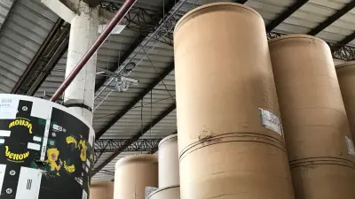 High ceiling warehouse for paper production