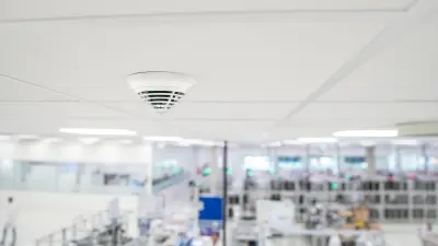 Manufacturing hall protected by Bosch automatic fire detectors
