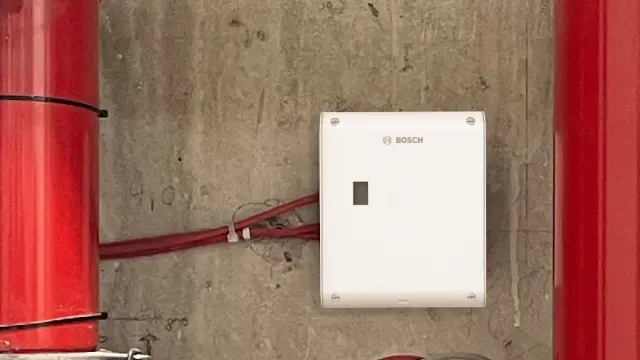 I/O module on the wall